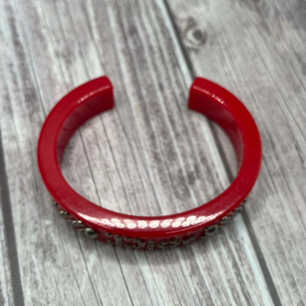 DIOR VTG 90s Lucite Studded Logo Cuff Bracelet Red Resin RARE Vintage Galliano - Picture 9 of 12